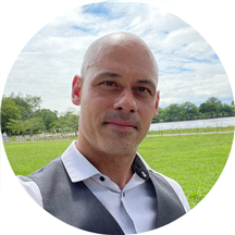 Roberto Cruz, LCSW