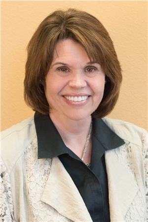 Teresa Salyer, FNP